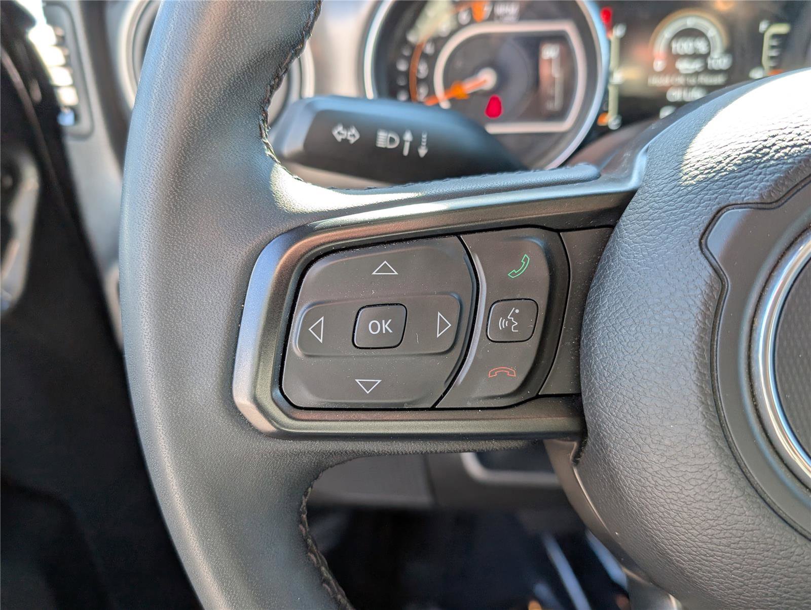 Used 2023 Jeep Gladiator Sport image 19