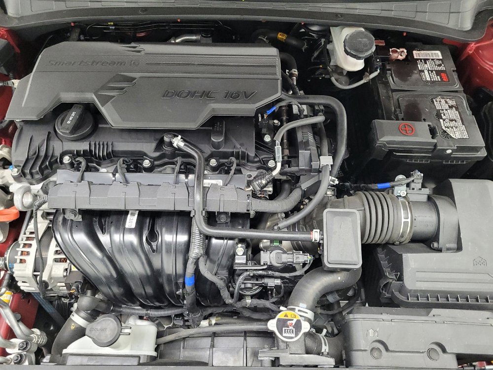 Used 2024 Hyundai Elantra SEL image 30