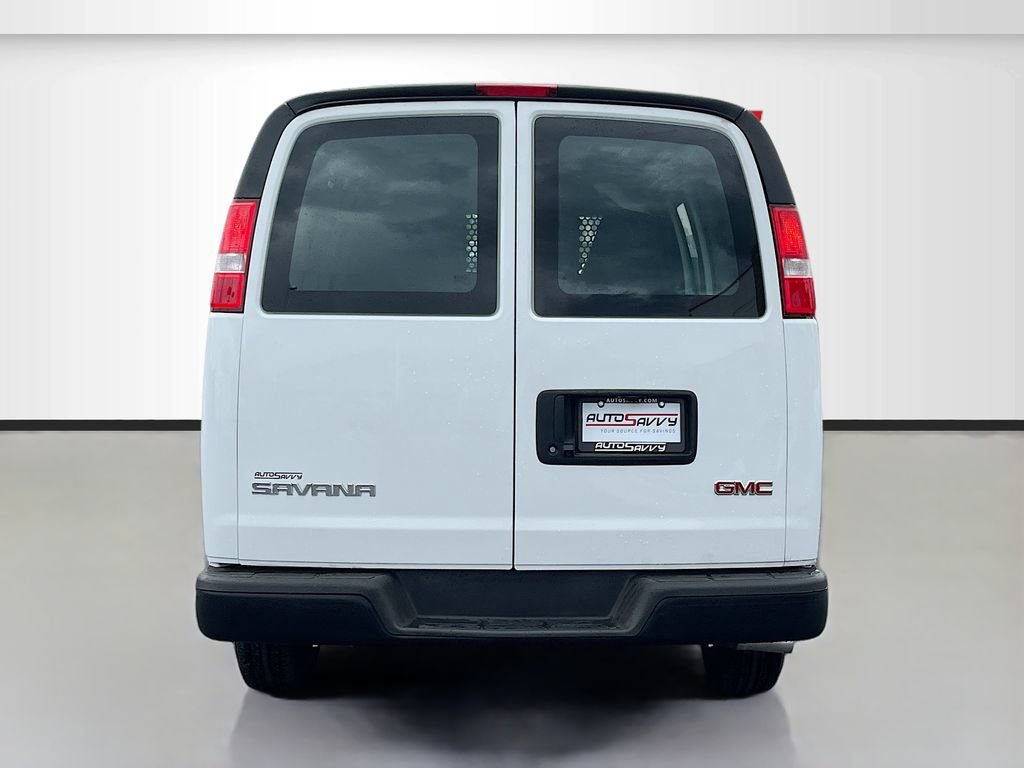 Used 2024 GMC Savana 2500 w/ Driver Convenience Package RWD image 6