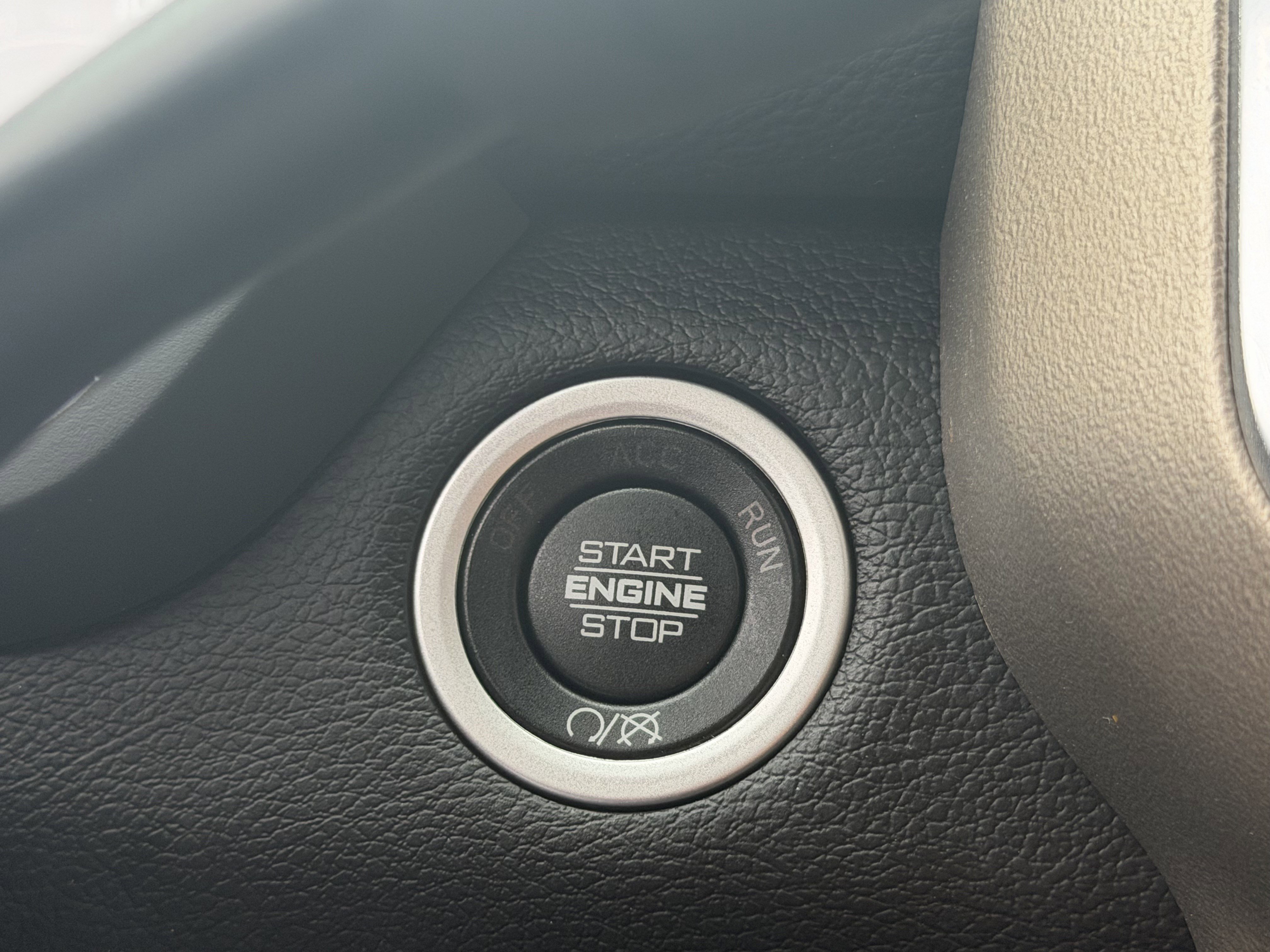 Used 2024 RAM 2500 Laramie w/ Safety Group AWD/4WD image 22