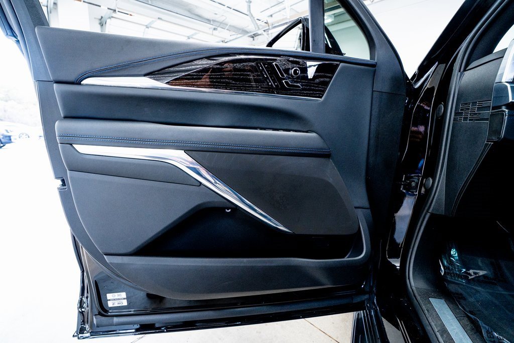 Used 2025 Cadillac Escalade IQ Sport 1 image 35