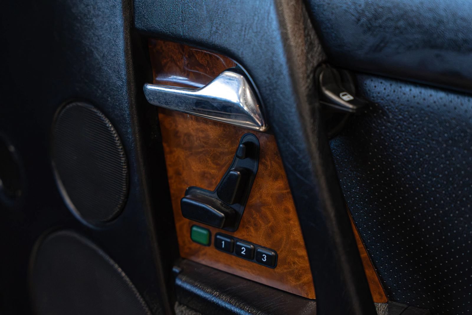 Used 1992 Mercedes-Benz 500 SL image 24