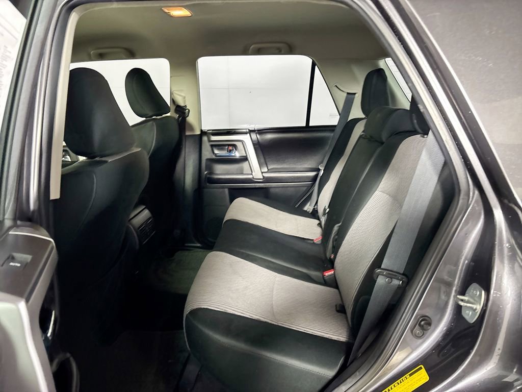 Used 2016 Toyota 4Runner SR5 image 20