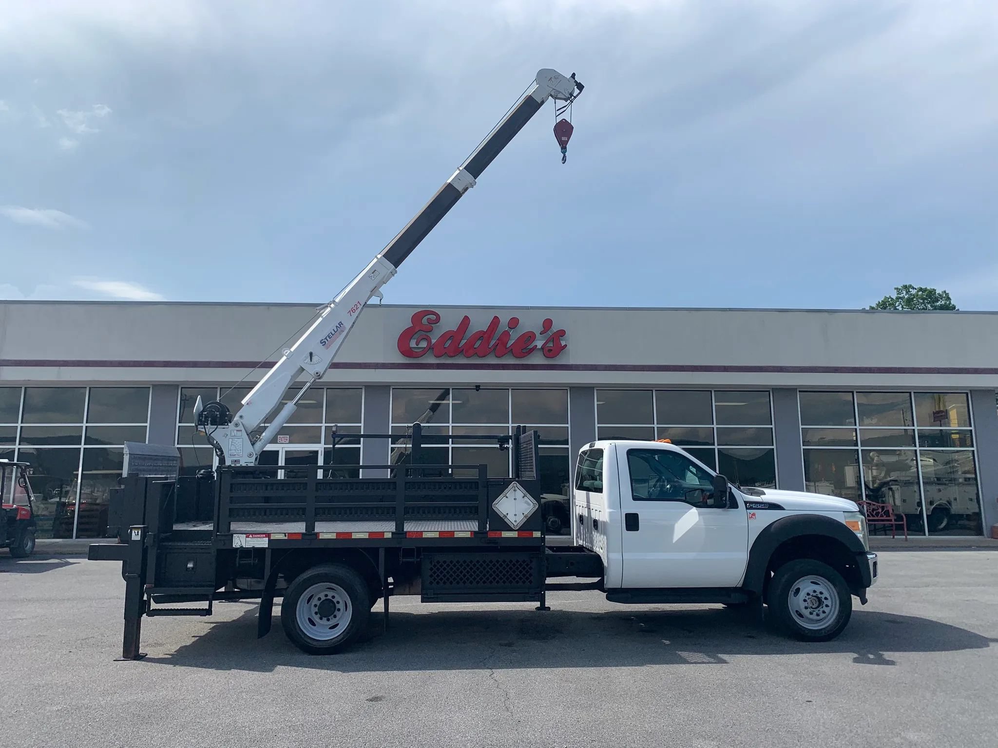 Used 2015 Ford F550 4x4 Regular Cab Super Duty image 43