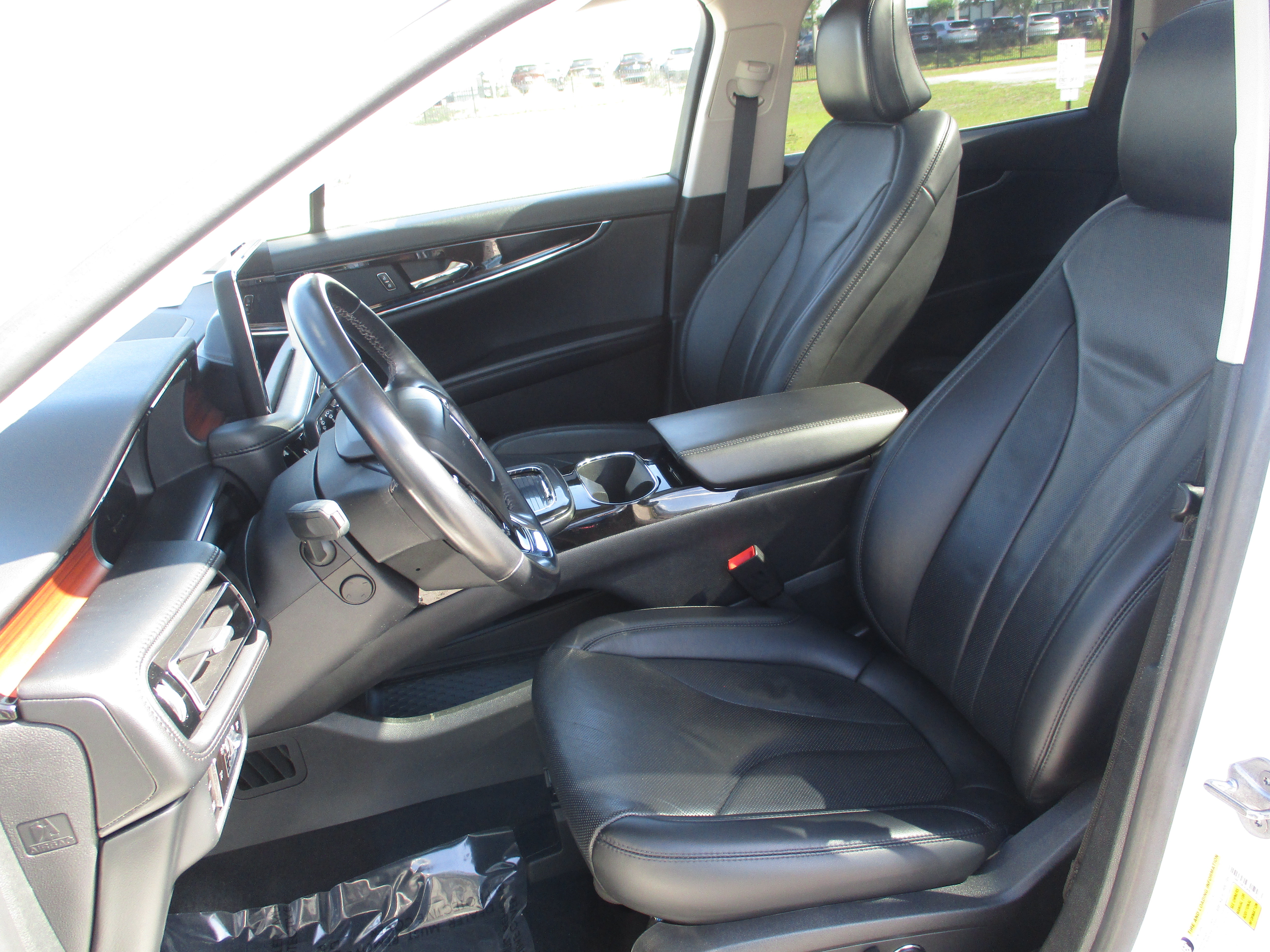 Used 2023 Lincoln Nautilus Reserve FWD image 10