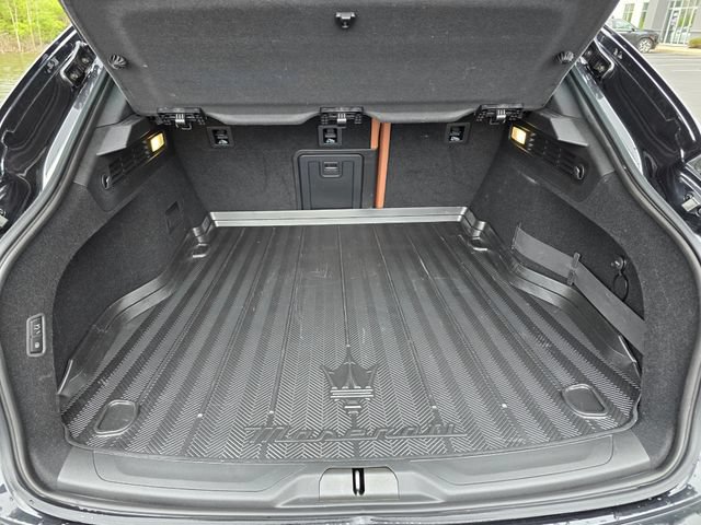 Used 2023 Maserati Levante GT AWD/4WD image 26