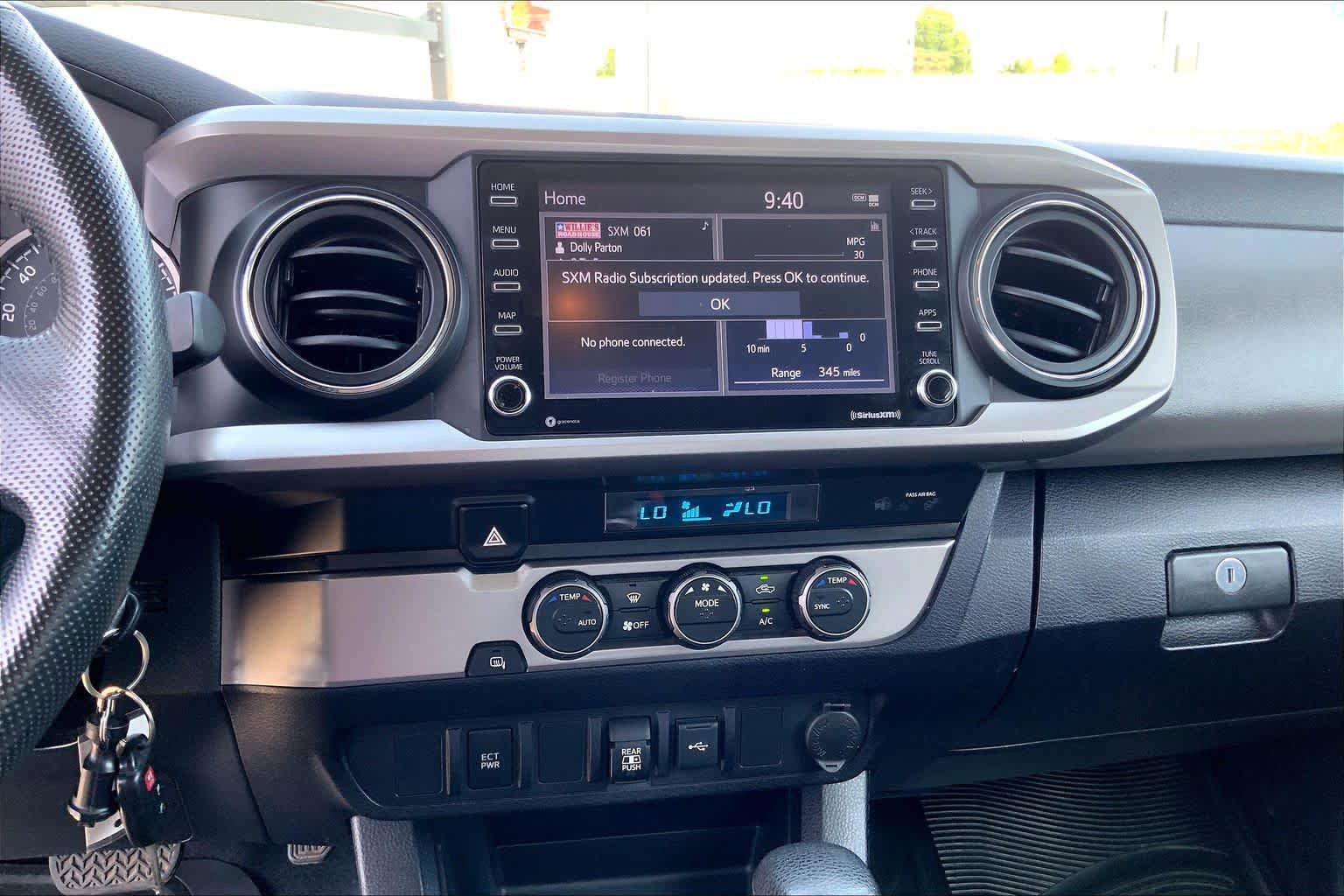 Used 2021 Toyota Tacoma SR5 RWD image 31