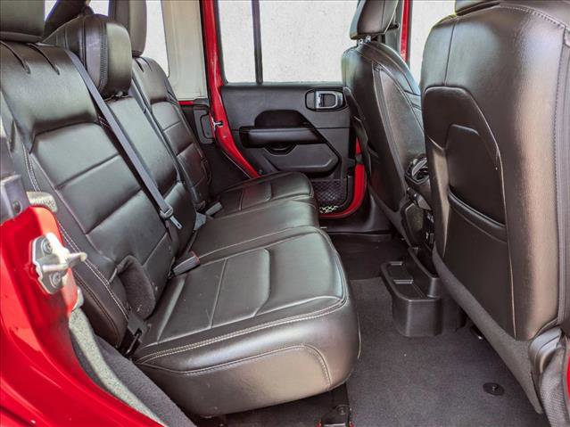 Used 2018 Jeep Wrangler Unlimited Sahara AWD/4WD image 20