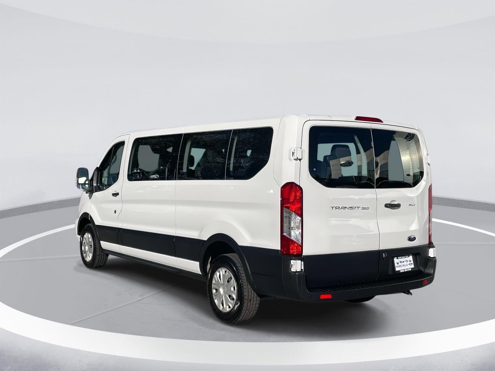 Used 2021 Ford Transit 350 XLT image 4