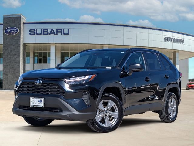 Used 2025 Toyota RAV4 LE image 1