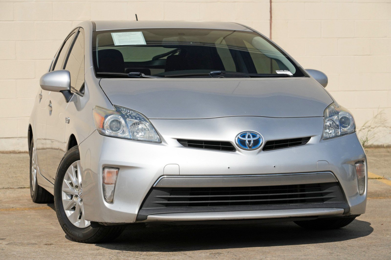 Used 2014 Toyota Prius Prime Plug-In Hybrid FWD image 2