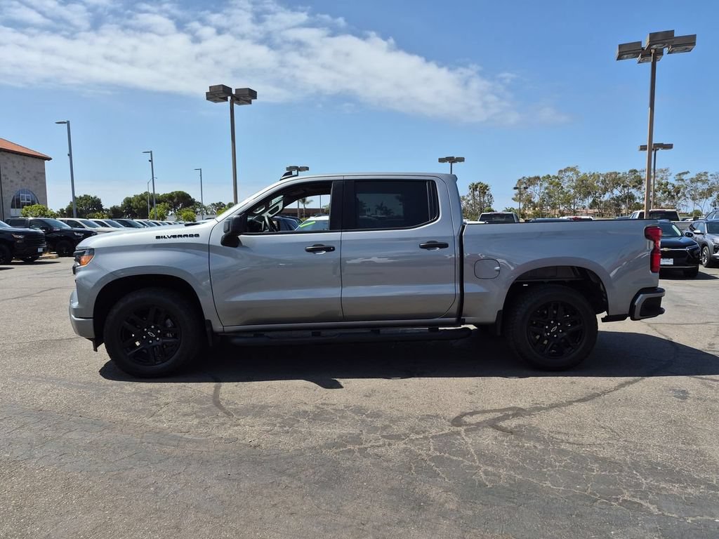 Used 2024 Chevrolet Silverado 1500 Custom w/ Turbomax Blackout Package RWD image 5