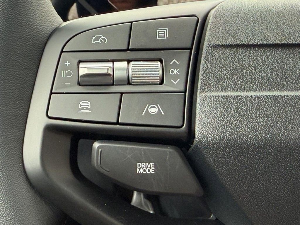 Used 2025 Kia K4 EX image 8