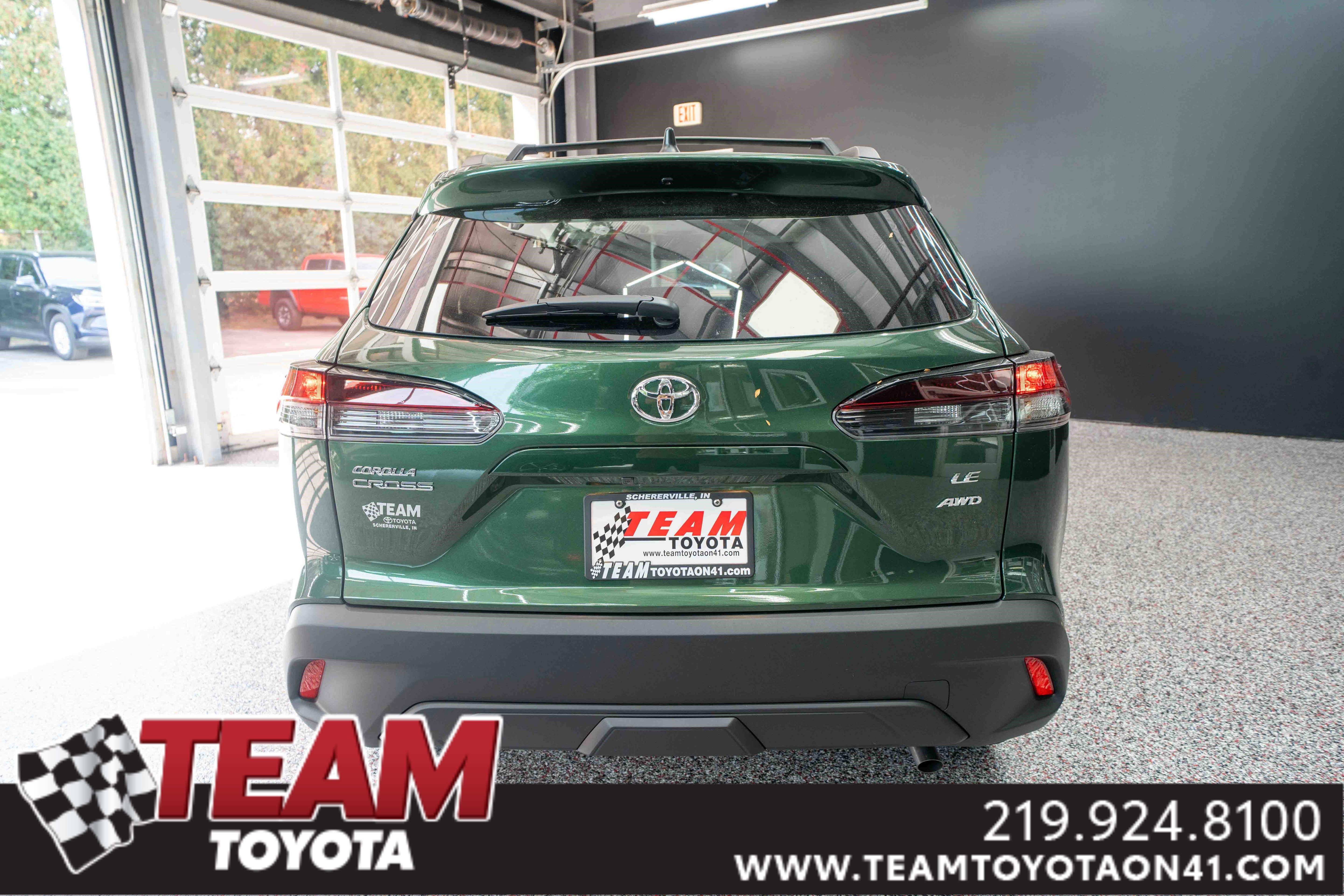 New 2026 Toyota Corolla Cross LE w/ Moonroof Package image 3