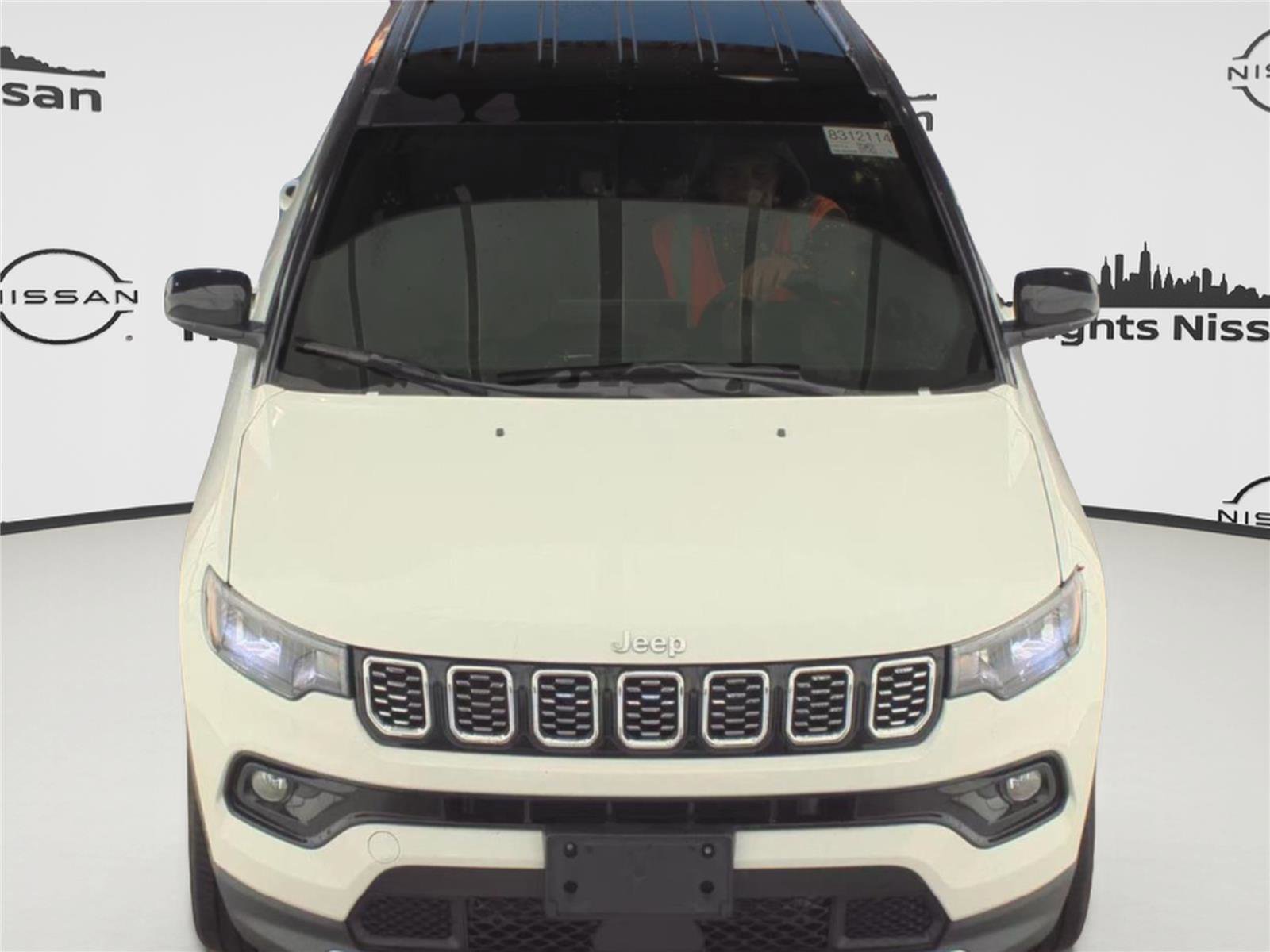 Used 2025 Jeep Compass Limited AWD/4WD image 6