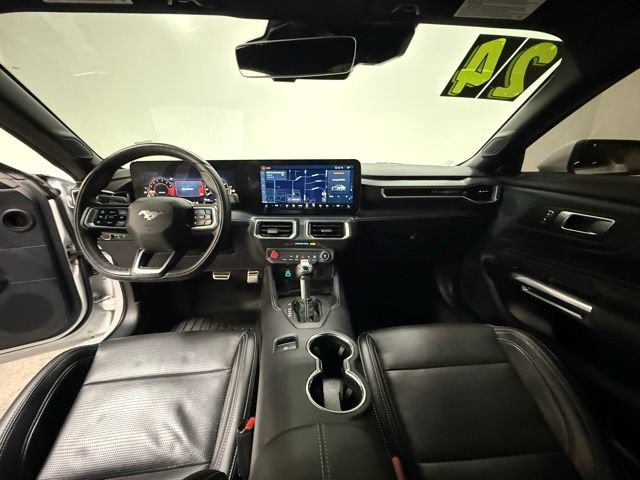 Used 2024 Ford Mustang GT Premium image 17