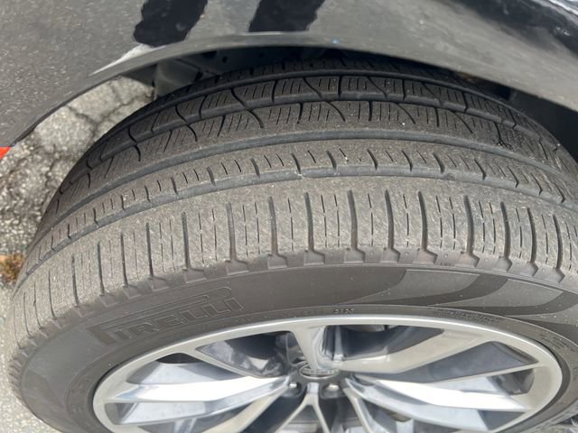 Used 2023 Jeep Wagoneer Series II w/ Premium Group I image 16