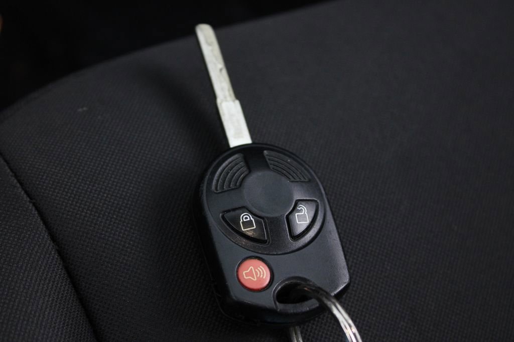Used 2016 Ford Escape S image 29