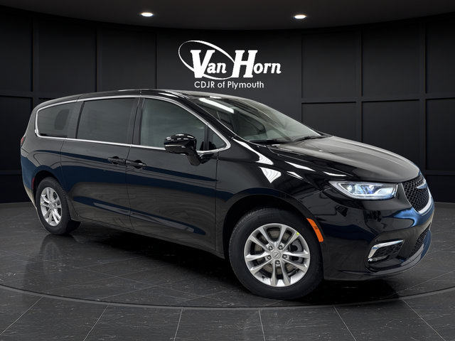 New 2026 Chrysler Pacifica Select AWD/4WD image 41