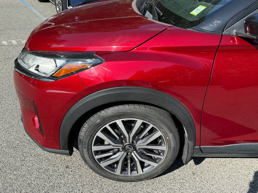 Used 2021 Nissan Kicks SV FWD image 10