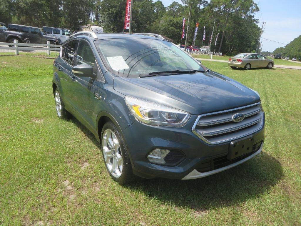 Used 2019 Ford Escape Titanium FWD image 4