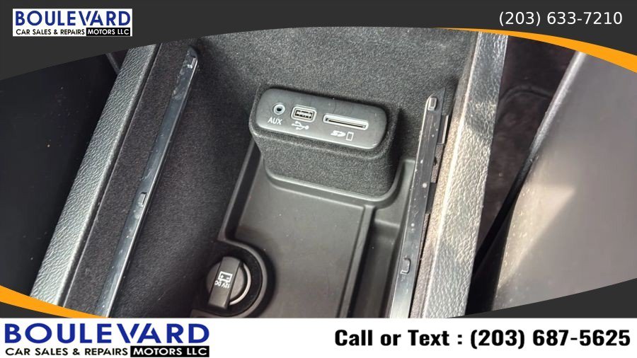 Used 2016 Dodge Charger R/T RWD image 23
