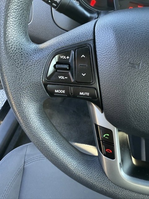 Used 2013 Kia Rio EX image 17