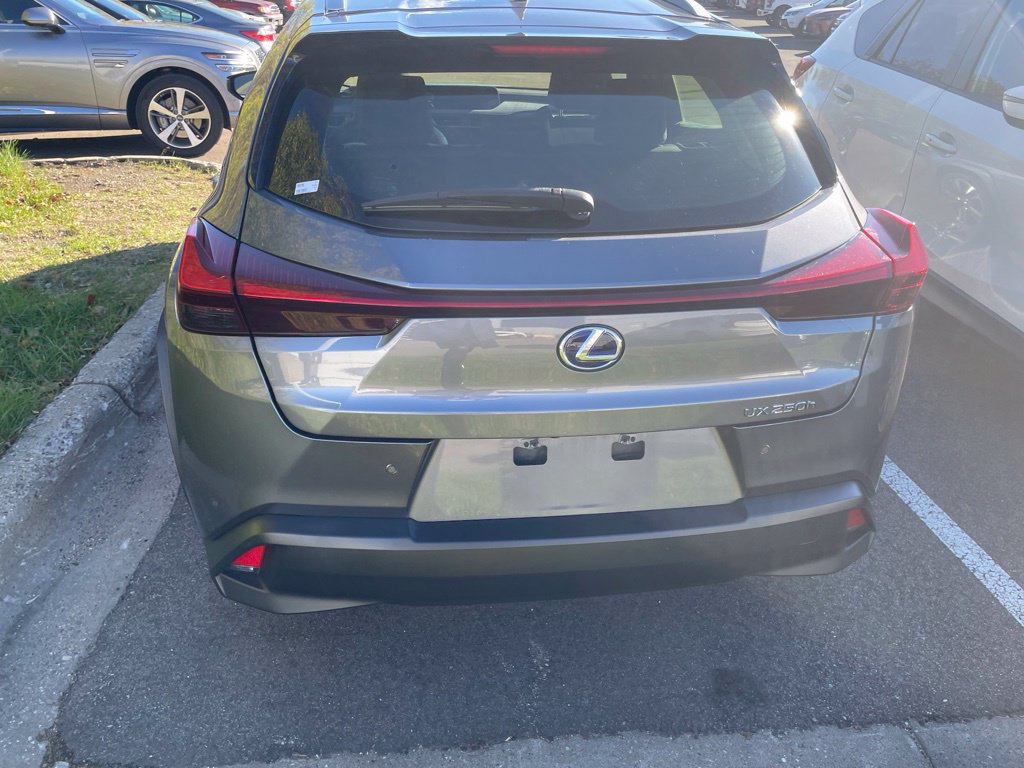 Used 2019 Lexus UX 250h w/ Accessory Package AWD/4WD image 26