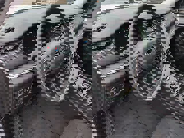 Used 2023 Jeep Grand Cherokee L Laredo image 10