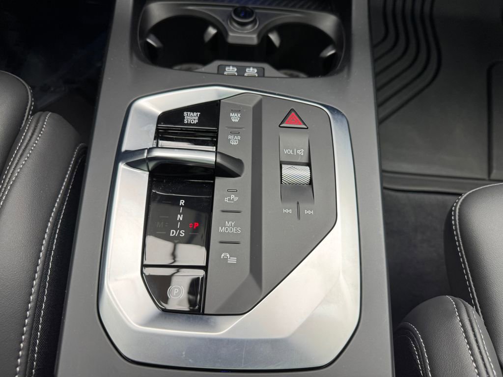Used 2025 BMW M235i xDrive w/ Premium Package AWD/4WD image 19