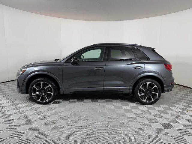 Used 2025 Audi Q3 2.0T Premium Plus w/ Premium Plus Package AWD/4WD image 4