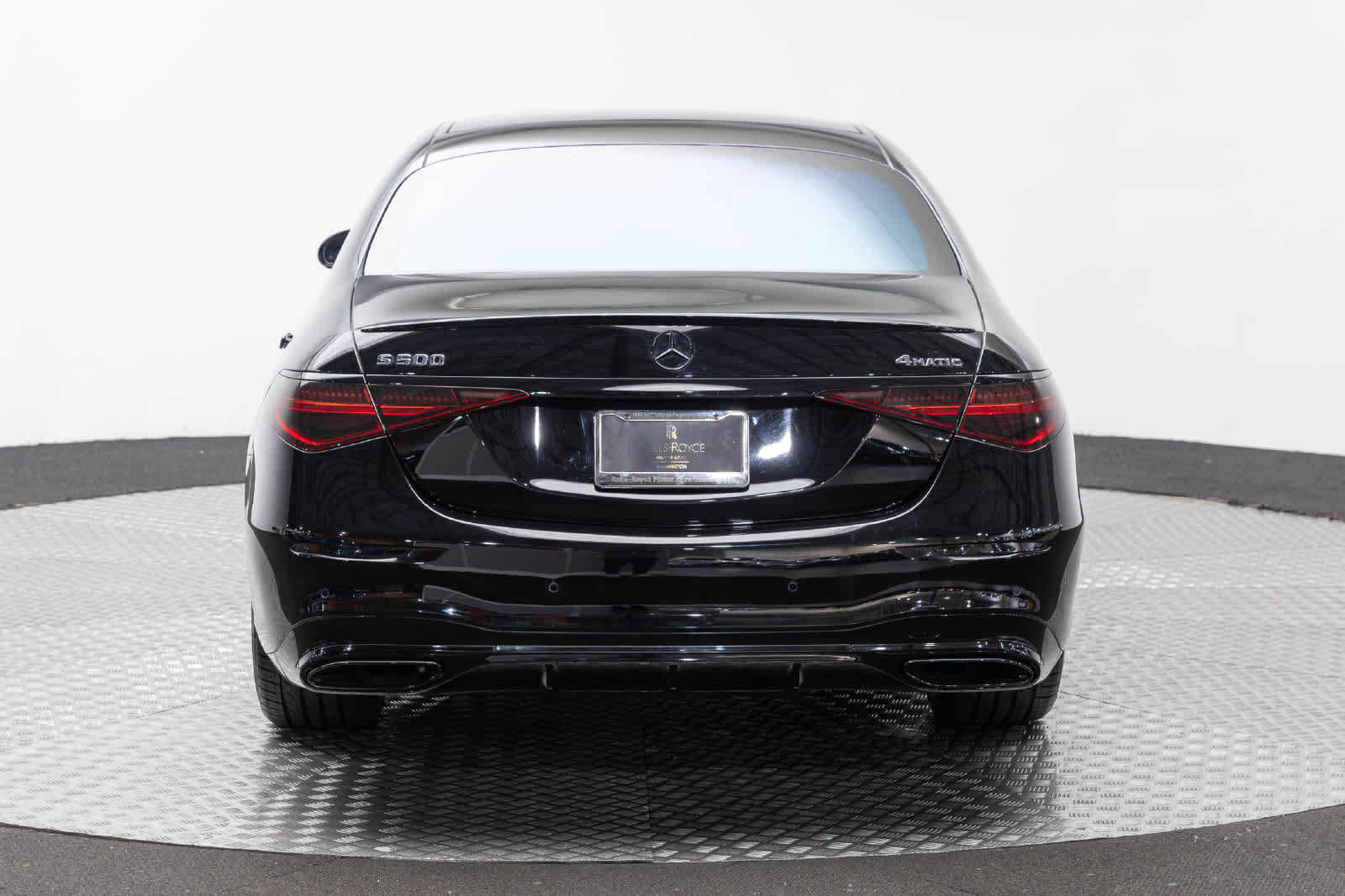 Used 2023 Mercedes-Benz S 500 4MATIC w/ AMG Line image 5