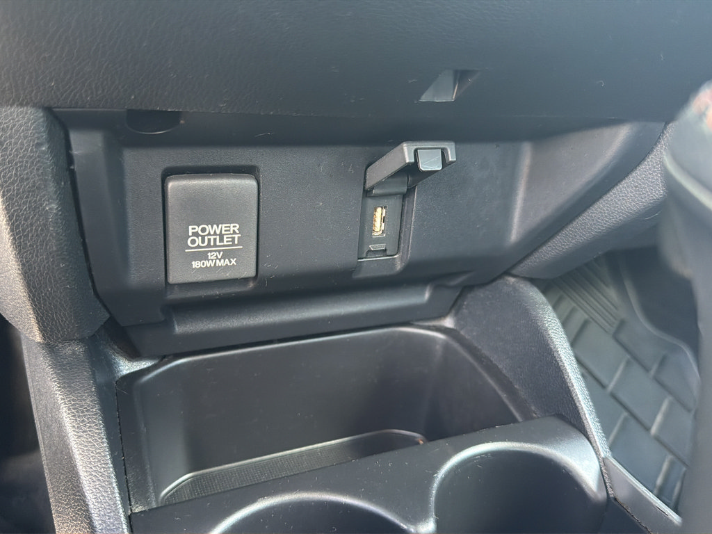 Used 2018 Honda Fit Sport image 38