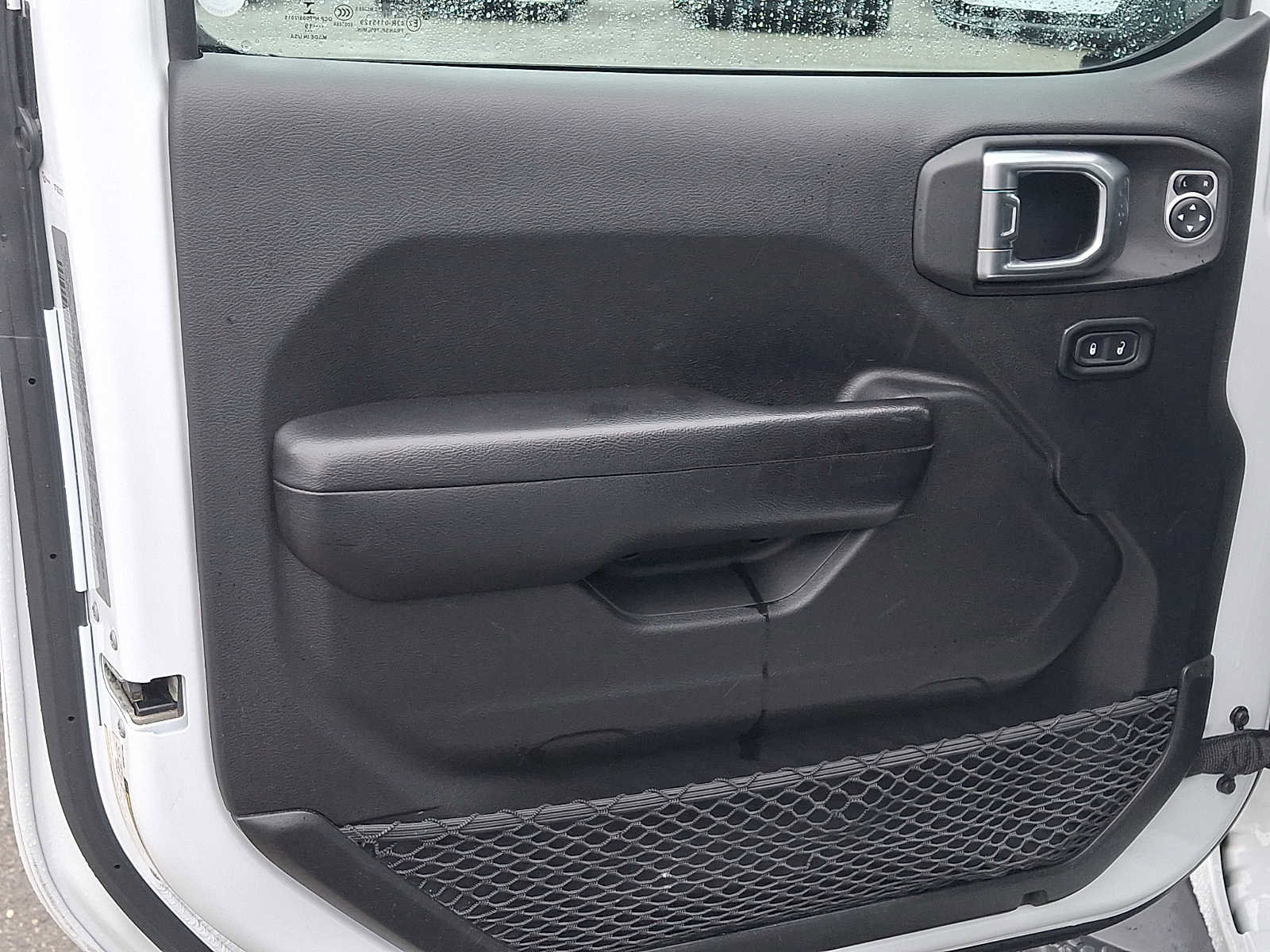 Used 2019 Jeep Wrangler Sport image 13