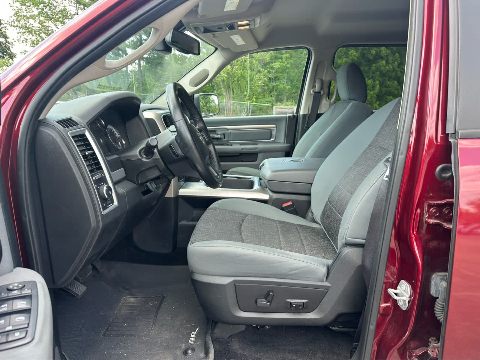 Used 2017 RAM 1500 Big Horn AWD/4WD image 6