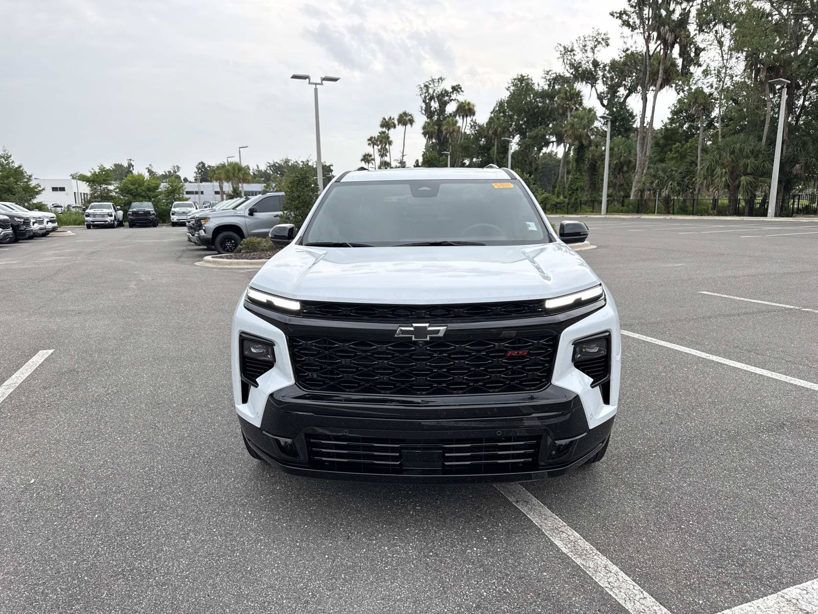 Used 2026 Chevrolet Traverse RS FWD image 8