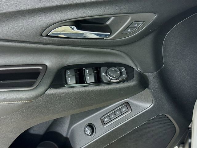 Used 2022 Chevrolet Equinox Premier AWD/4WD image 17
