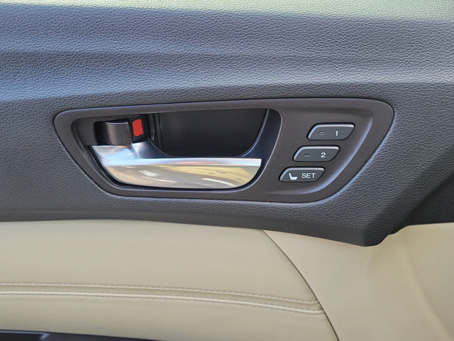 Used 2015 Acura TLX V6 FWD image 26