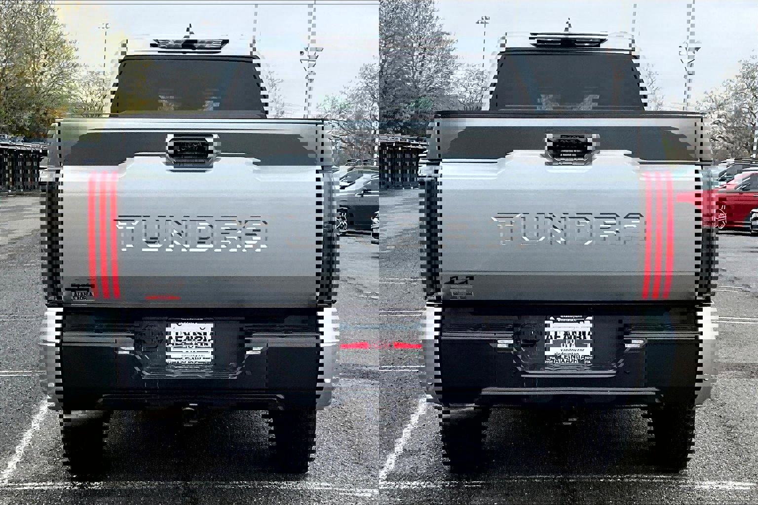 Used 2025 Toyota Tundra Limited image 4