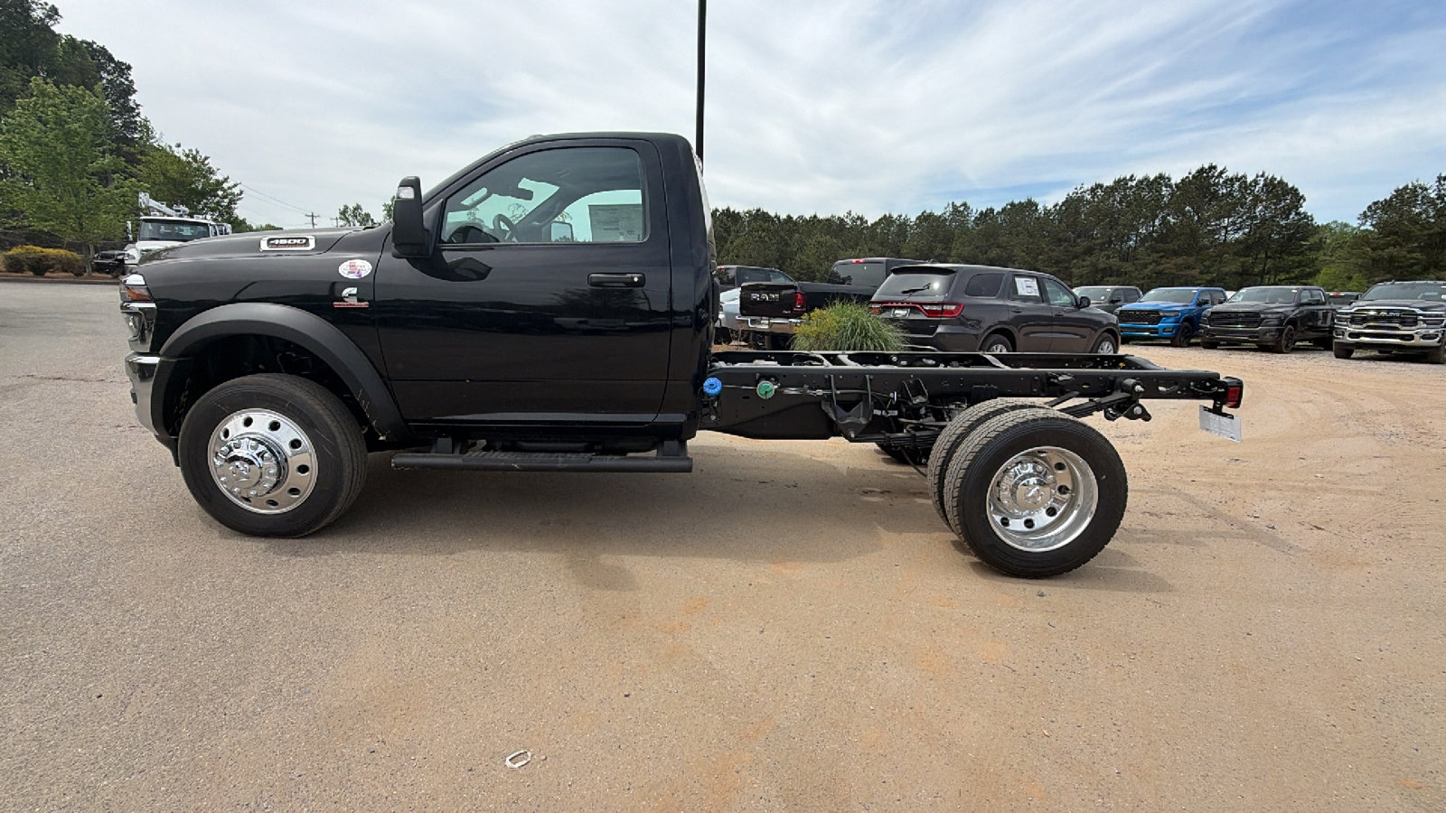 New 2026 RAM 4500 Tradesman w/ Chrome Appearance Group AWD/4WD image 11