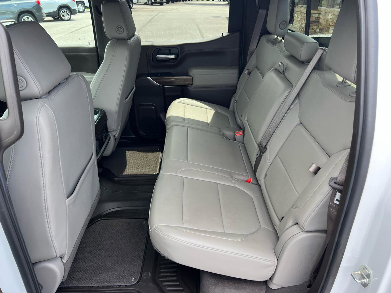 Used 2022 Chevrolet Silverado 1500 LT Trail Boss w/ Convenience Package II AWD/4WD image 16