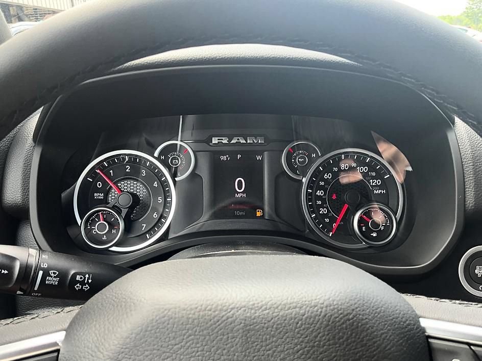 New 2026 RAM 1500 Big Horn w/ Night Edition AWD/4WD image 17