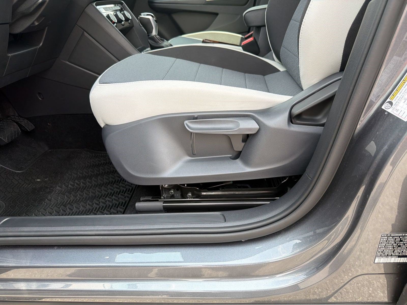 New 2026 Volkswagen Taos S FWD image 14