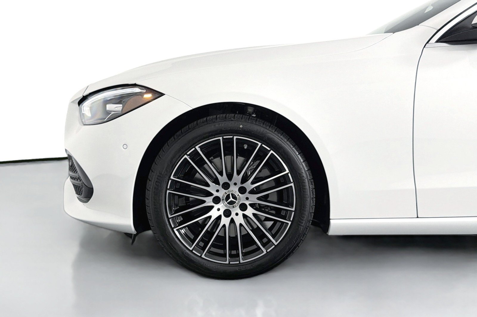 New 2026 Mercedes-Benz C 300 4MATIC Sedan image 8