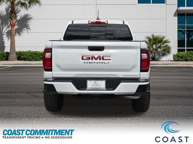 Used 2025 GMC Canyon Denali image 7