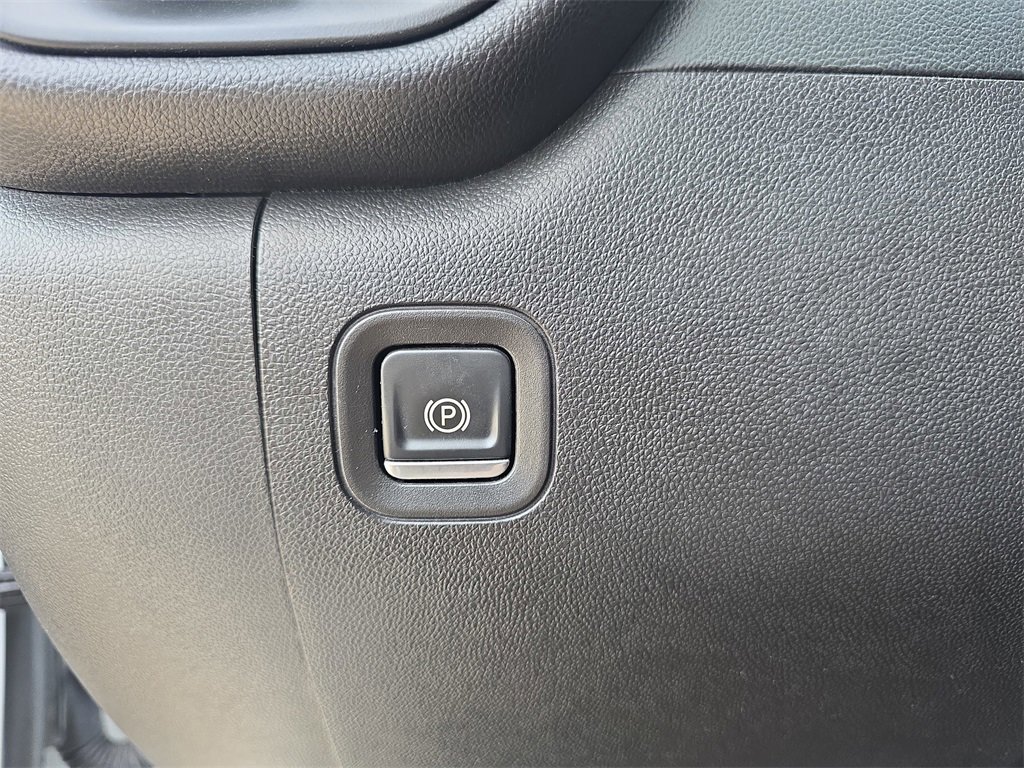 Used 2024 Chevrolet Silverado 2500 Custom w/ Custom Value Package image 26