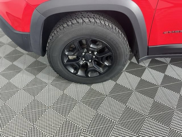 Used 2019 Jeep Cherokee Trailhawk AWD/4WD image 21