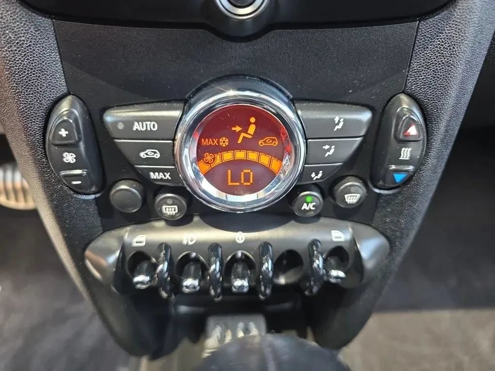 Used 2013 MINI Cooper S FWD image 24