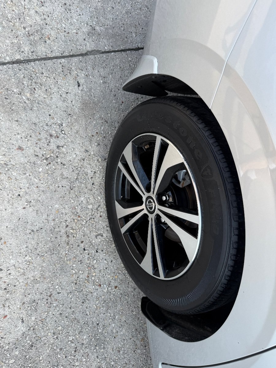 Used 2020 Nissan Sentra SV w/ Trunk Package FWD image 11