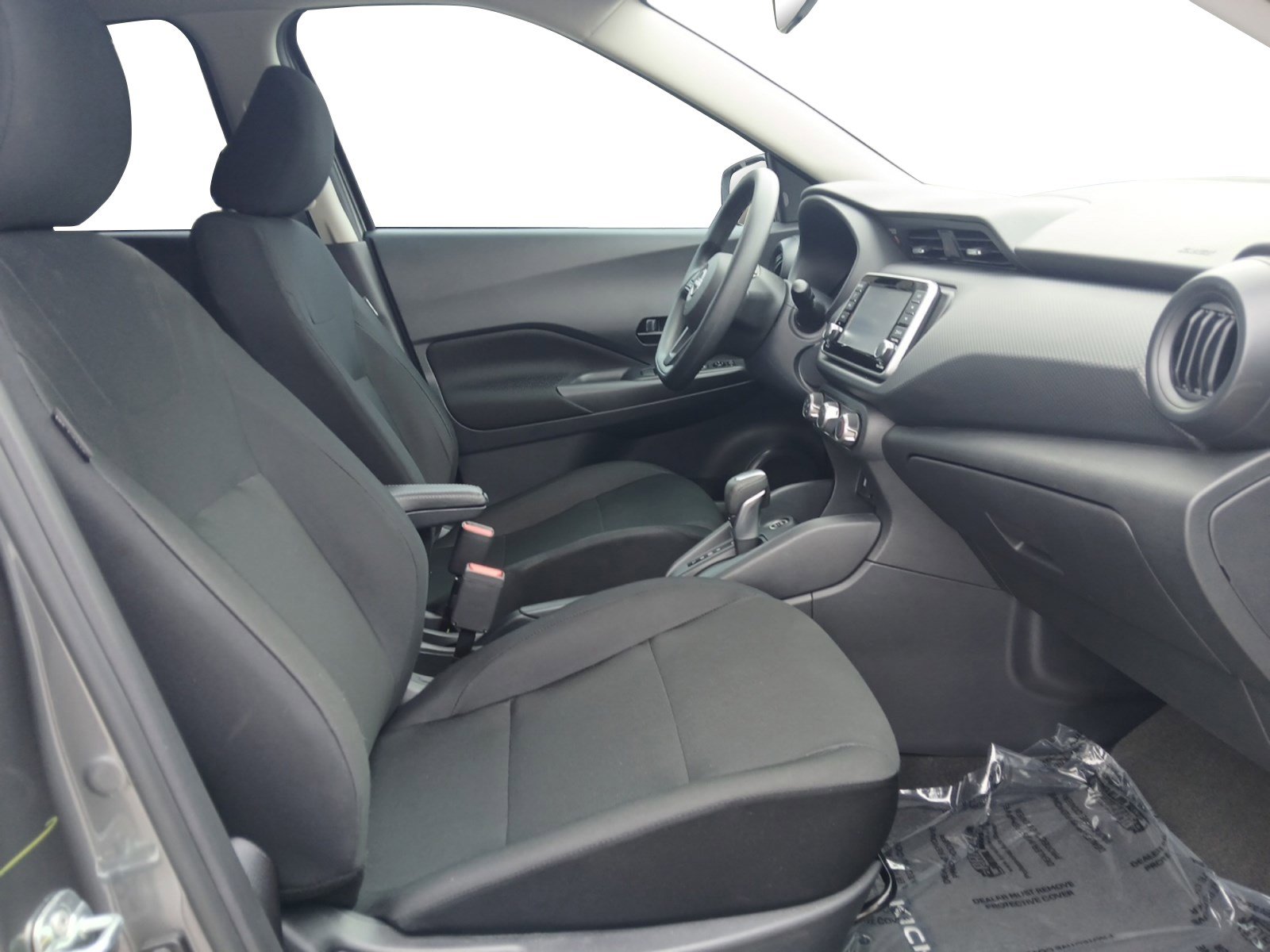 Used 2024 Nissan Kicks S image 15